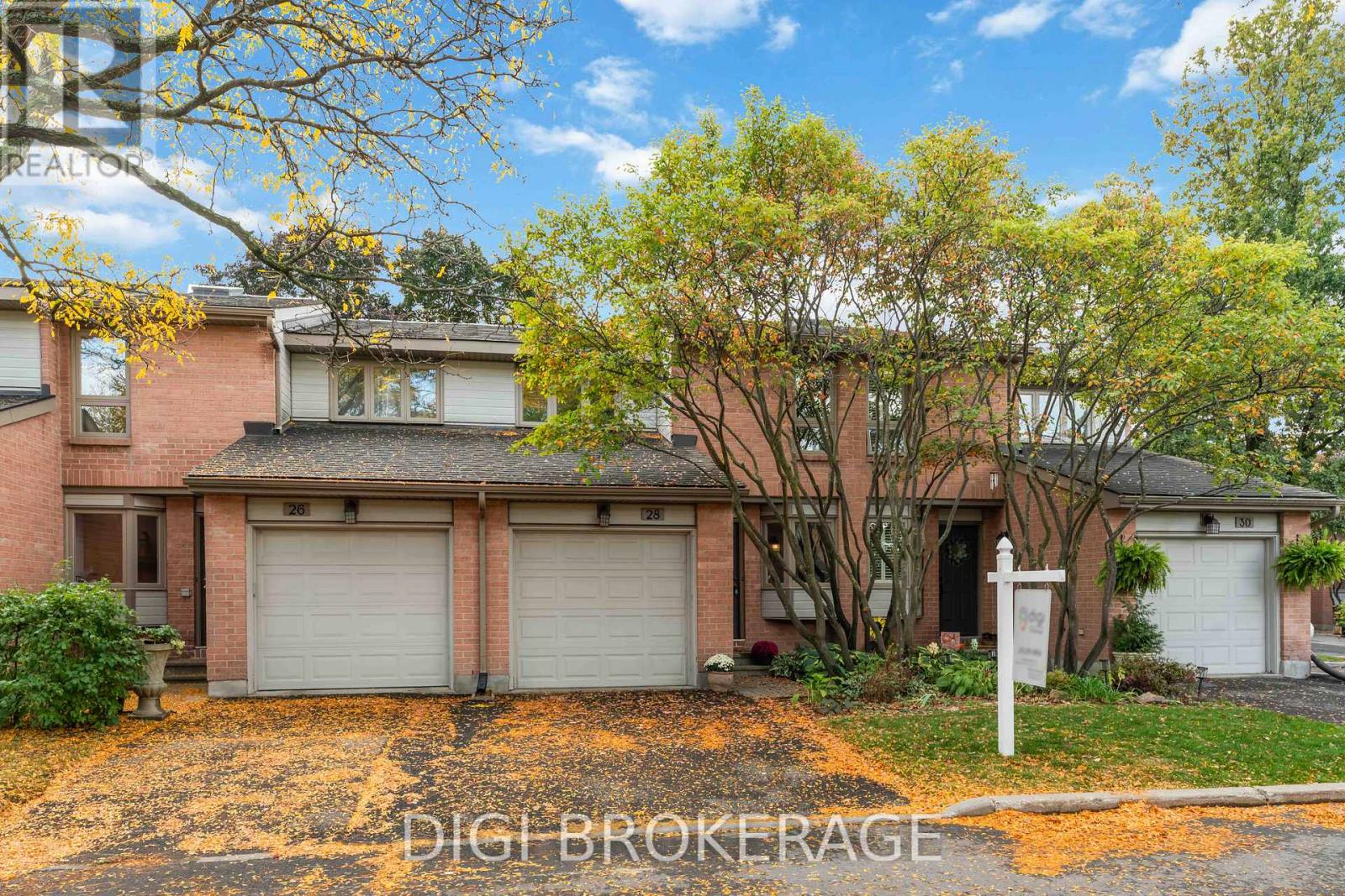 28 710 Coronation Ave, Ottawa, ON K1G 4G7