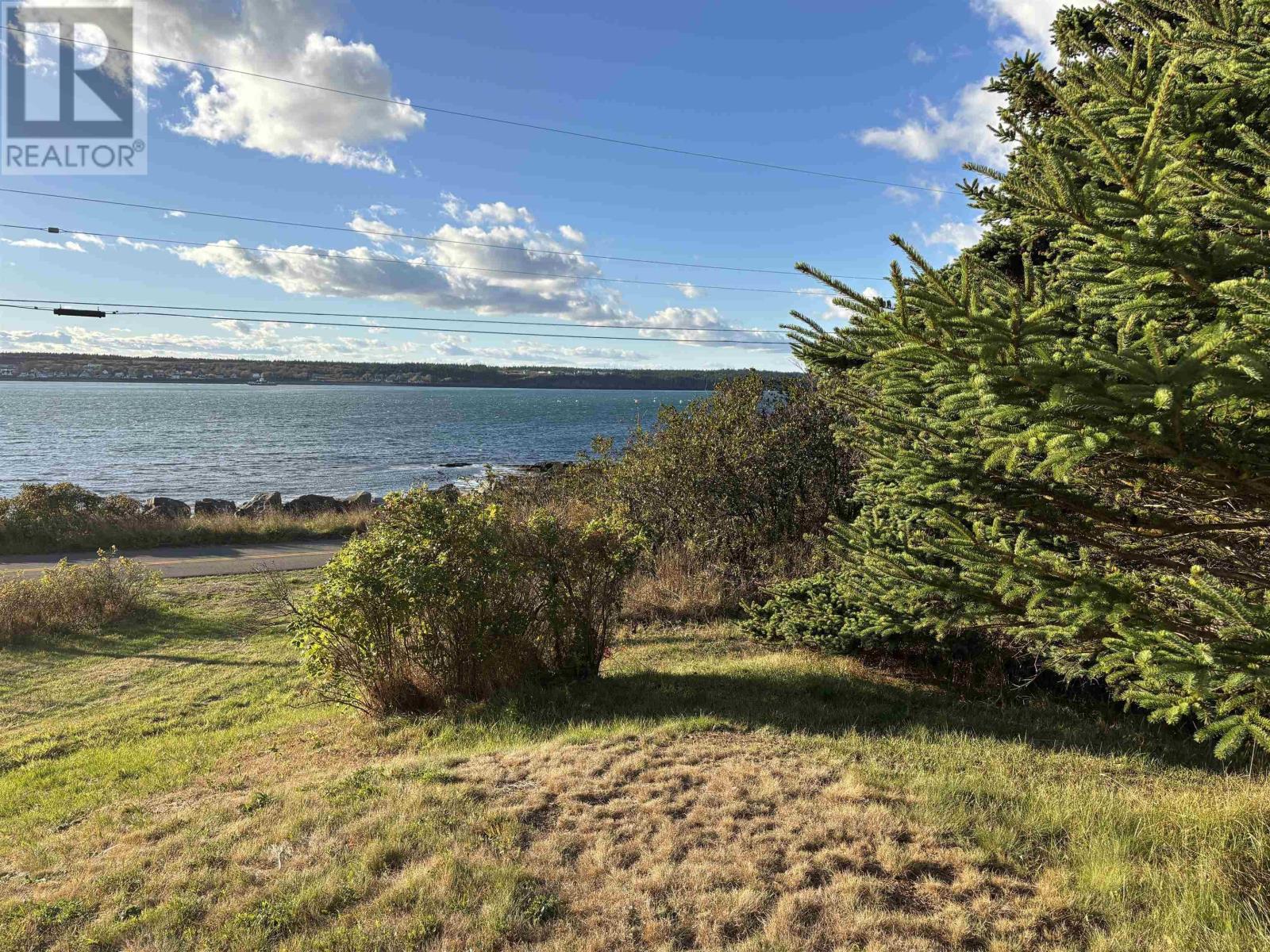 477 Overcove Rd, Freeport, NS B0V 1B0