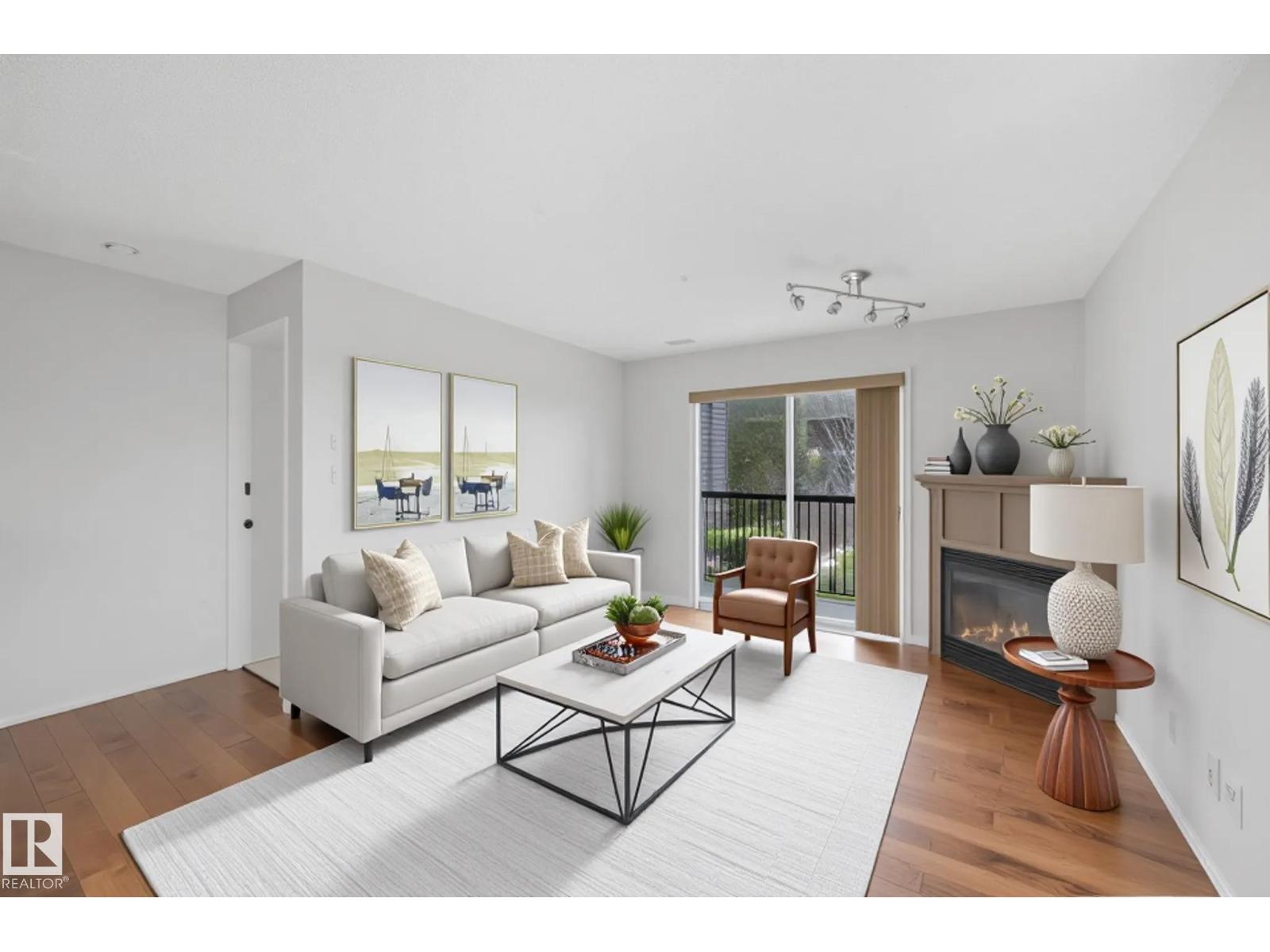 17407 99 Avenue Northwest #302, Edmonton, AB T5T 0W7