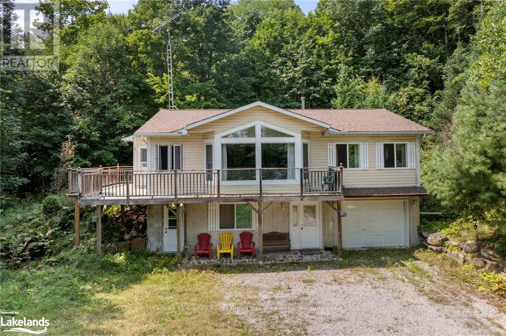 1753 Northshore Rd, Algonquin Highlands, ON K0M 1J1