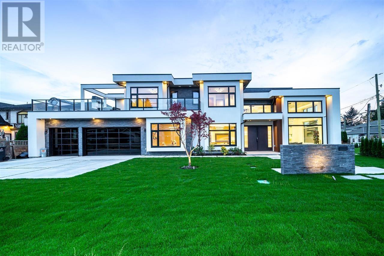 9240 Saunders Rd, Richmond, BC V7A 2B1