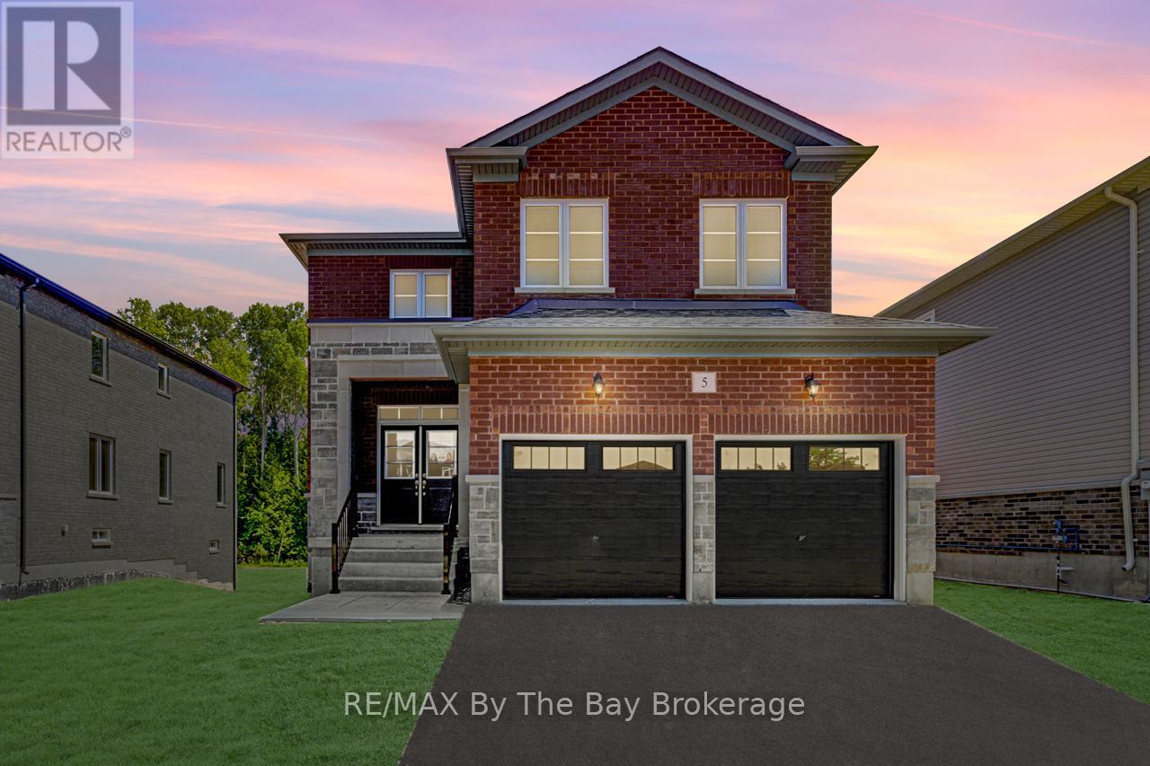 5 Misty Ridge Rd, Wasaga Beach, ON L9Z 0R8