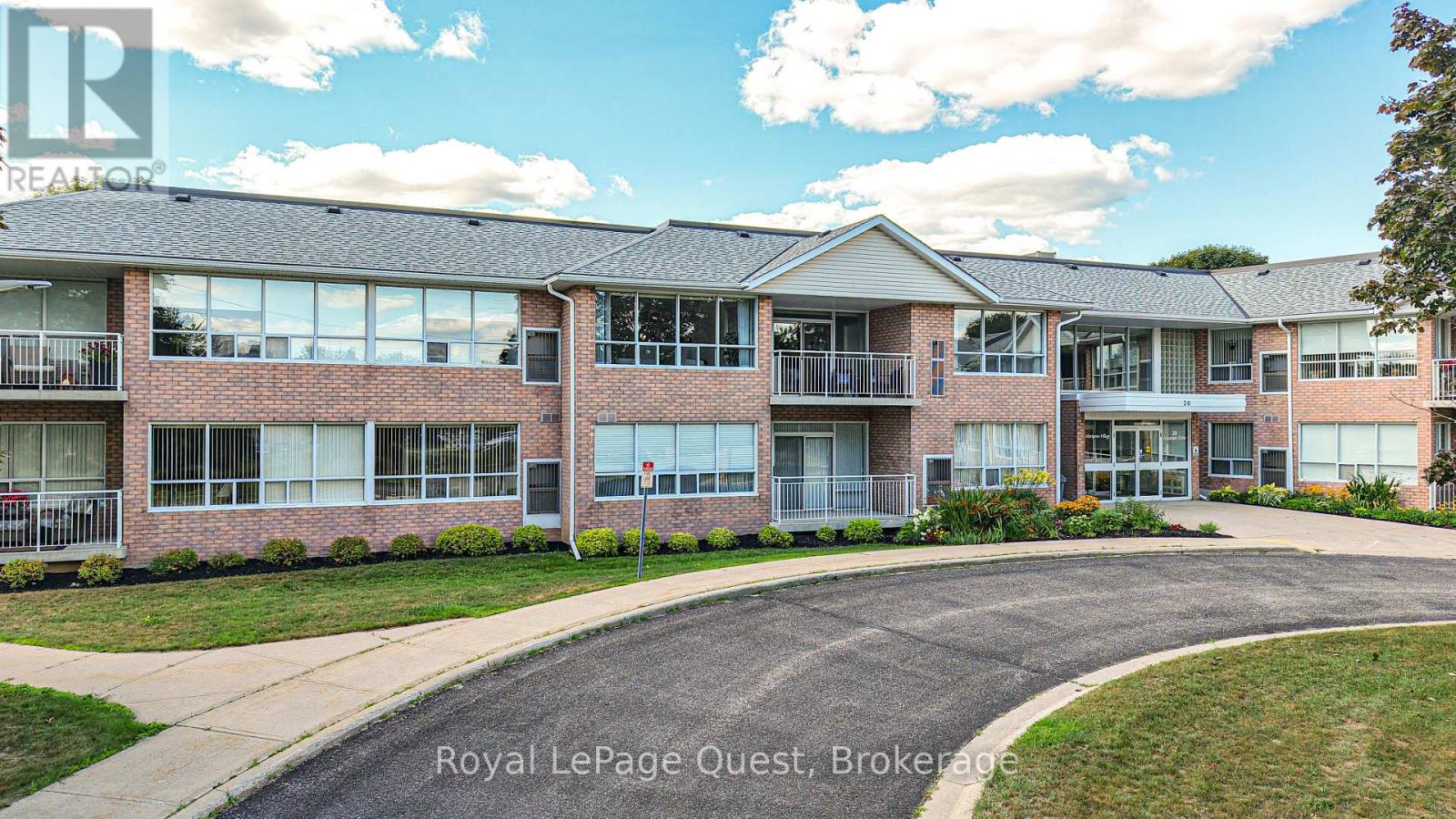 208 20 Museum Dr, Orillia, ON L3V 7T9