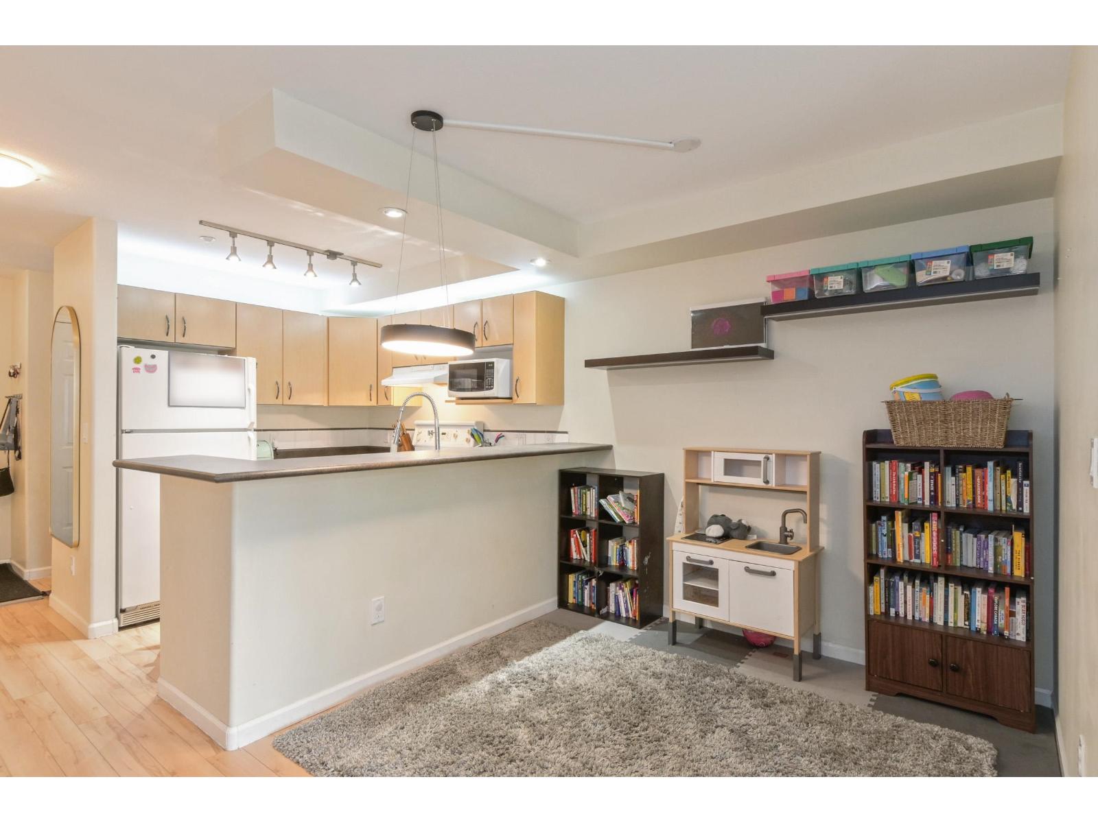 20200 56 Avenue Unit 204, Langley, BC V3A 8S1