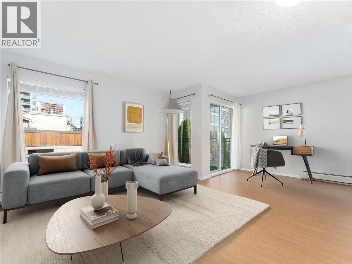 1550 Chesterfield Avenue Unit 202, North Vancouver, BC V7M 2N6