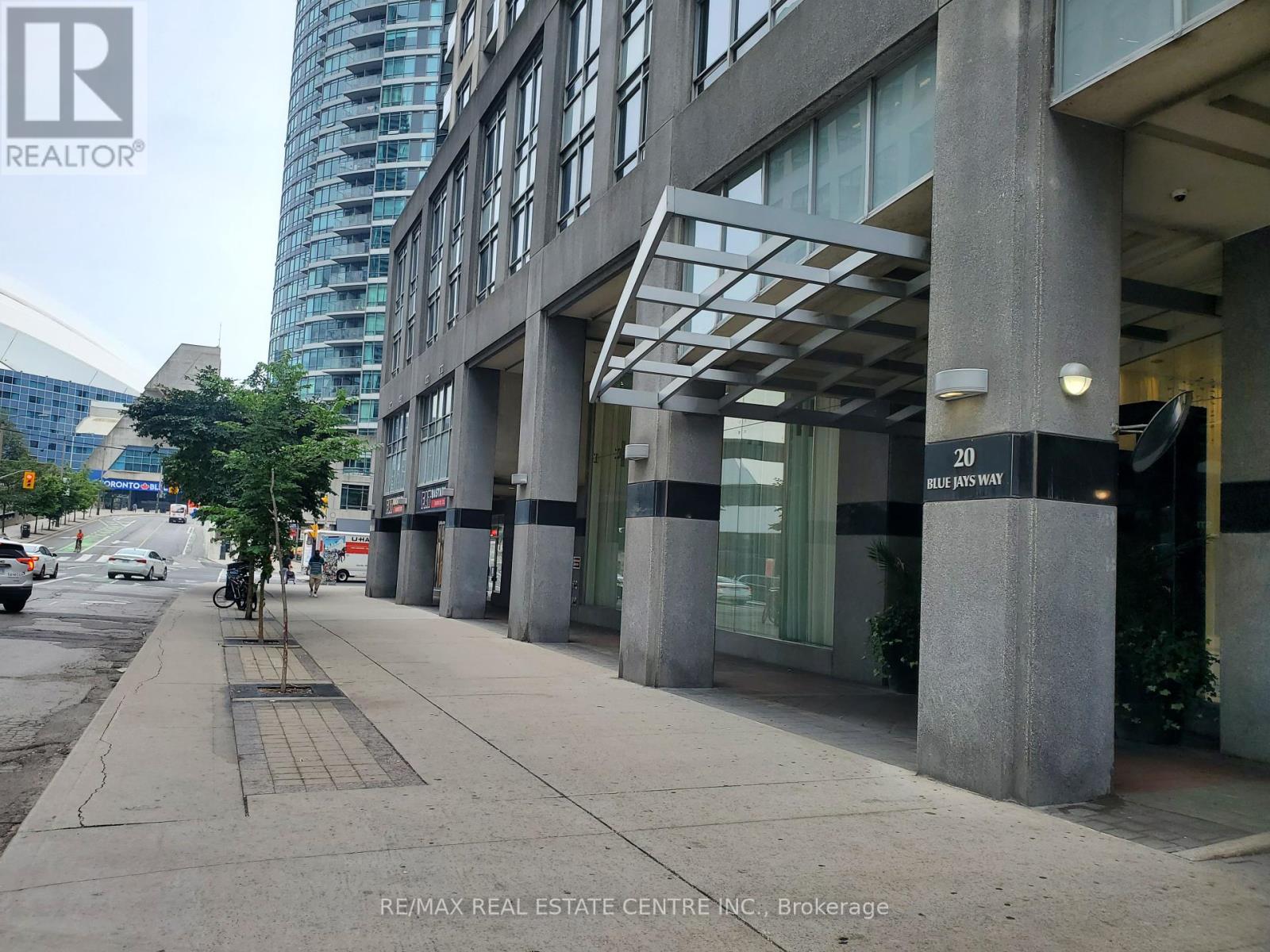 1019 20 Blue Jays Way, Toronto, ON M5V 3W6