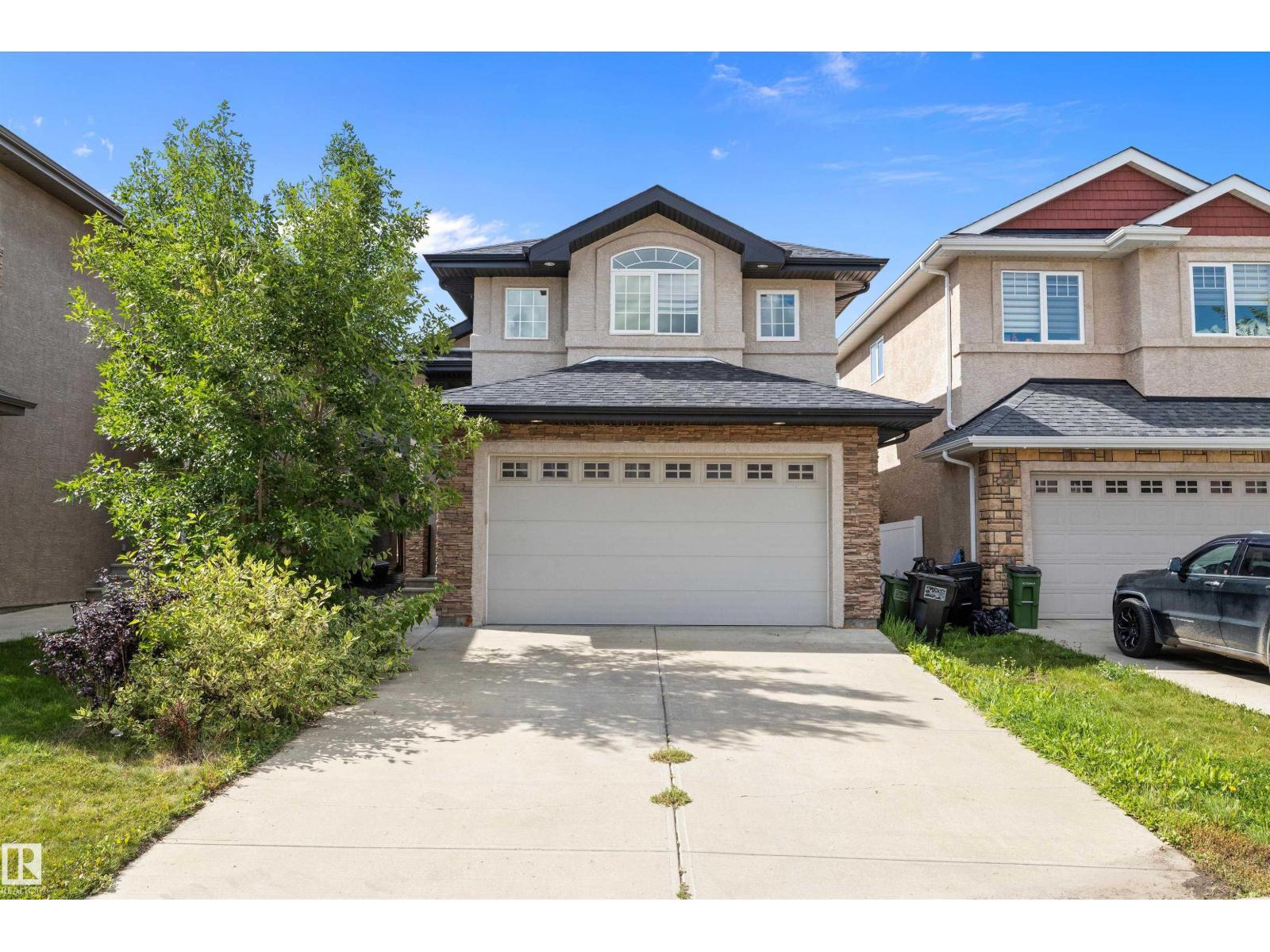 550 Albany Way NW, Edmonton, AB T6V 1J6
