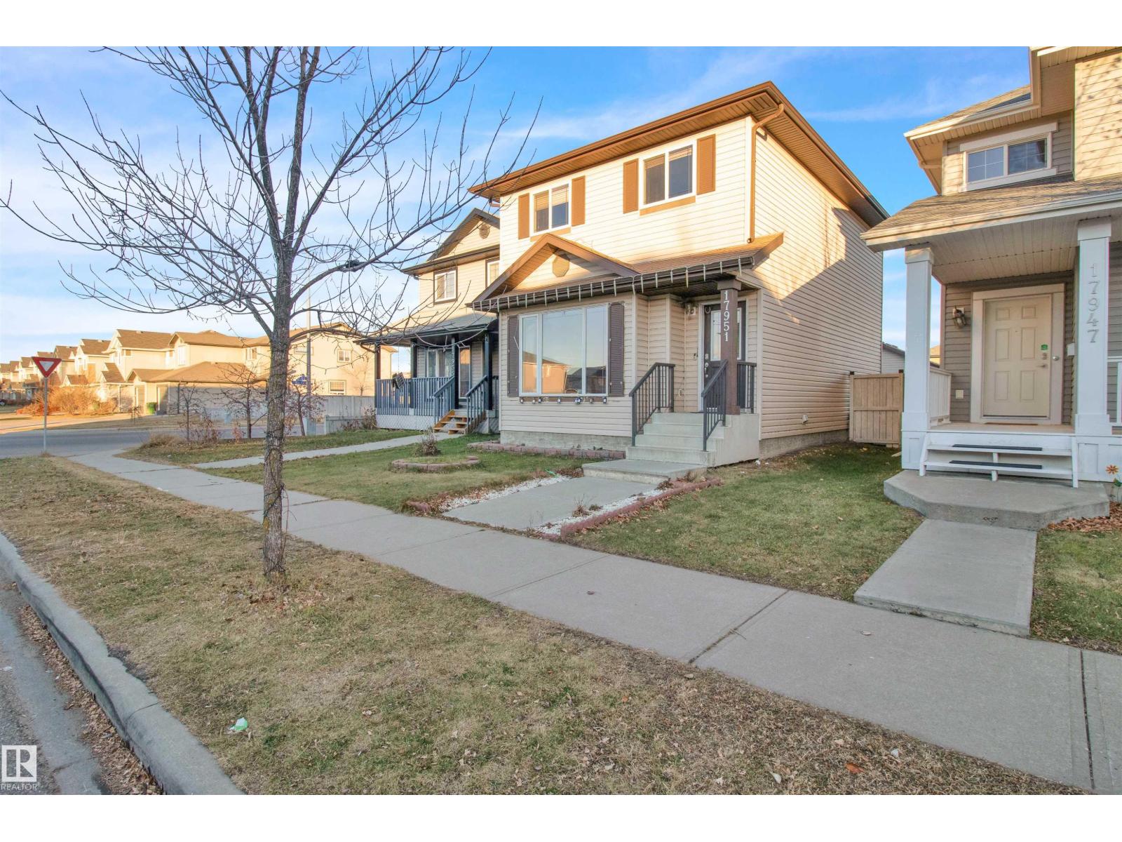85 St Nw Unit 17951, Edmonton, AB T5Z 0E4