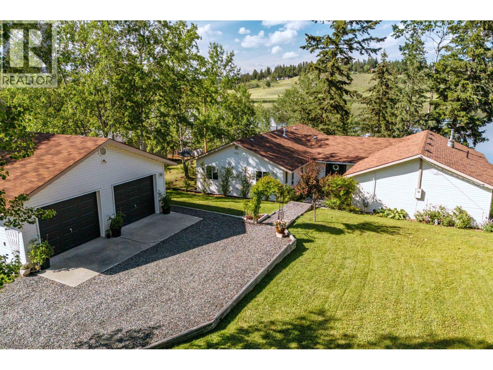 5151 Watson Lake Road, 100 Mile House, BC V0K 2E1