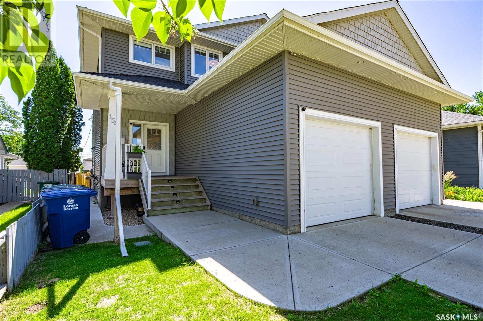 1548 Empress Ave, Saskatoon, SK S7K 3G3