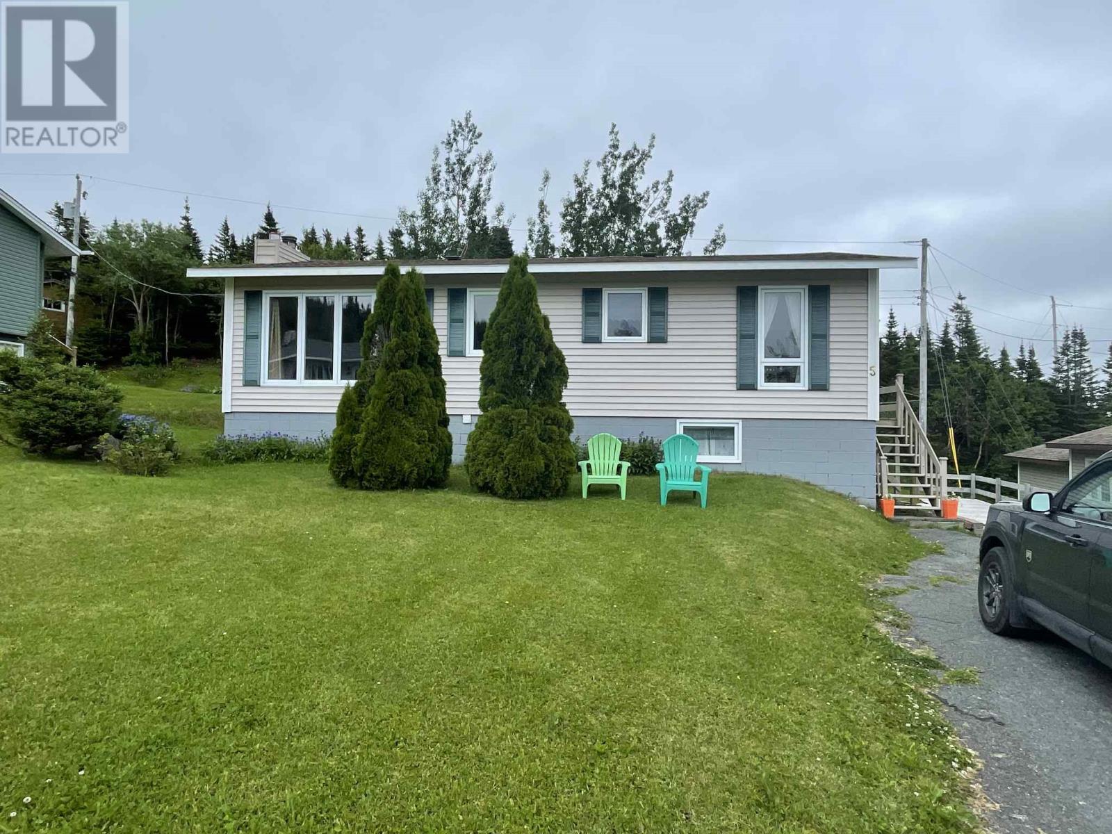 5 Brunswick Rd, St Anthony, NL A0K 4S0