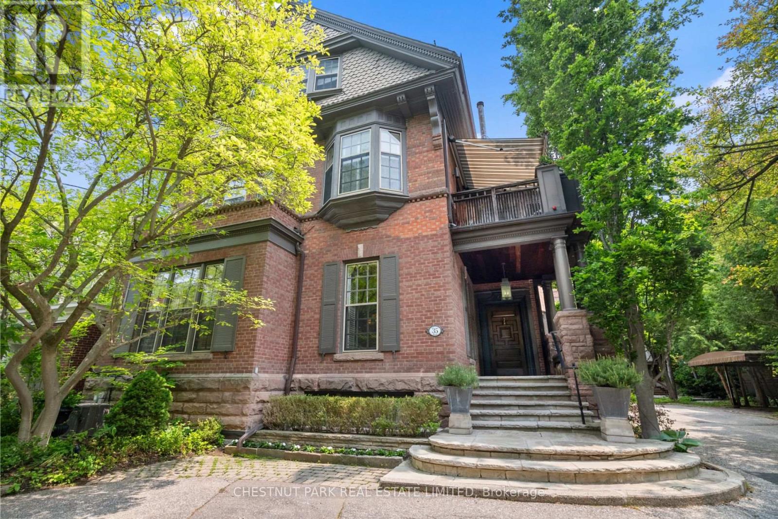 1 35 Rosedale Rd, Toronto, ON M4W 2P5