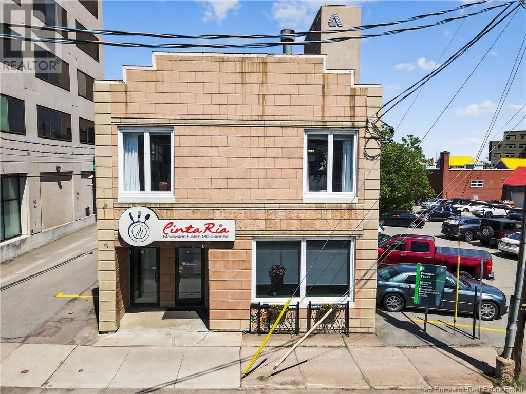 163 Robinson St, Moncton, NB E1C 5C2
