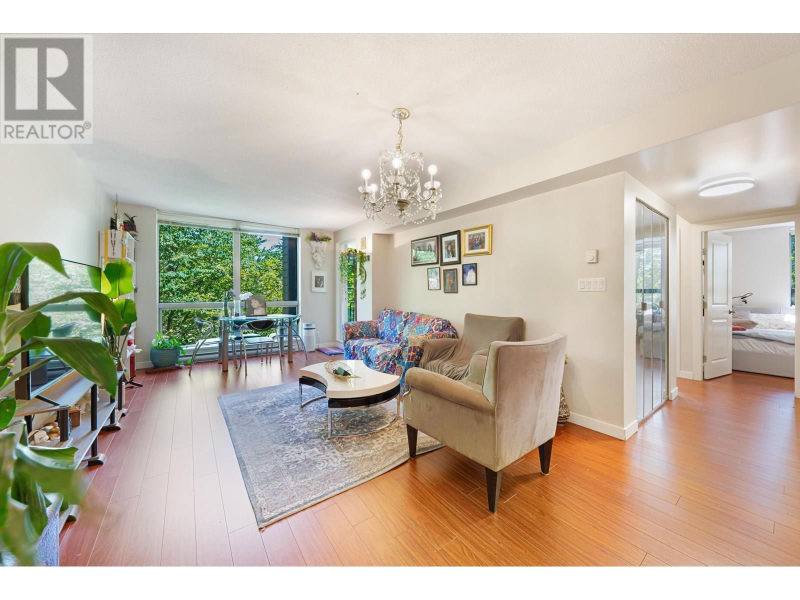 3663 Crowley Drive Unit 403, Vancouver, BC V5R 6H4