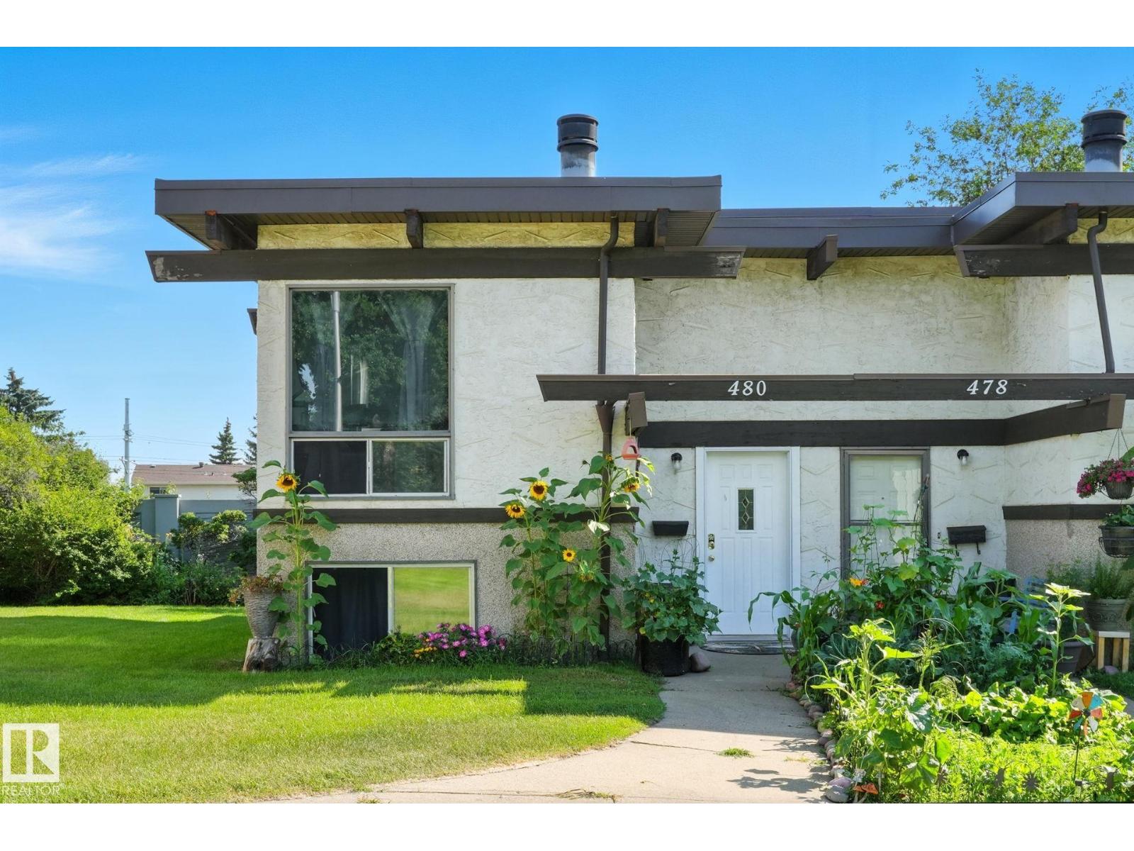 480 Lee Ridge Rd NW, Edmonton, AB T6K 2K3