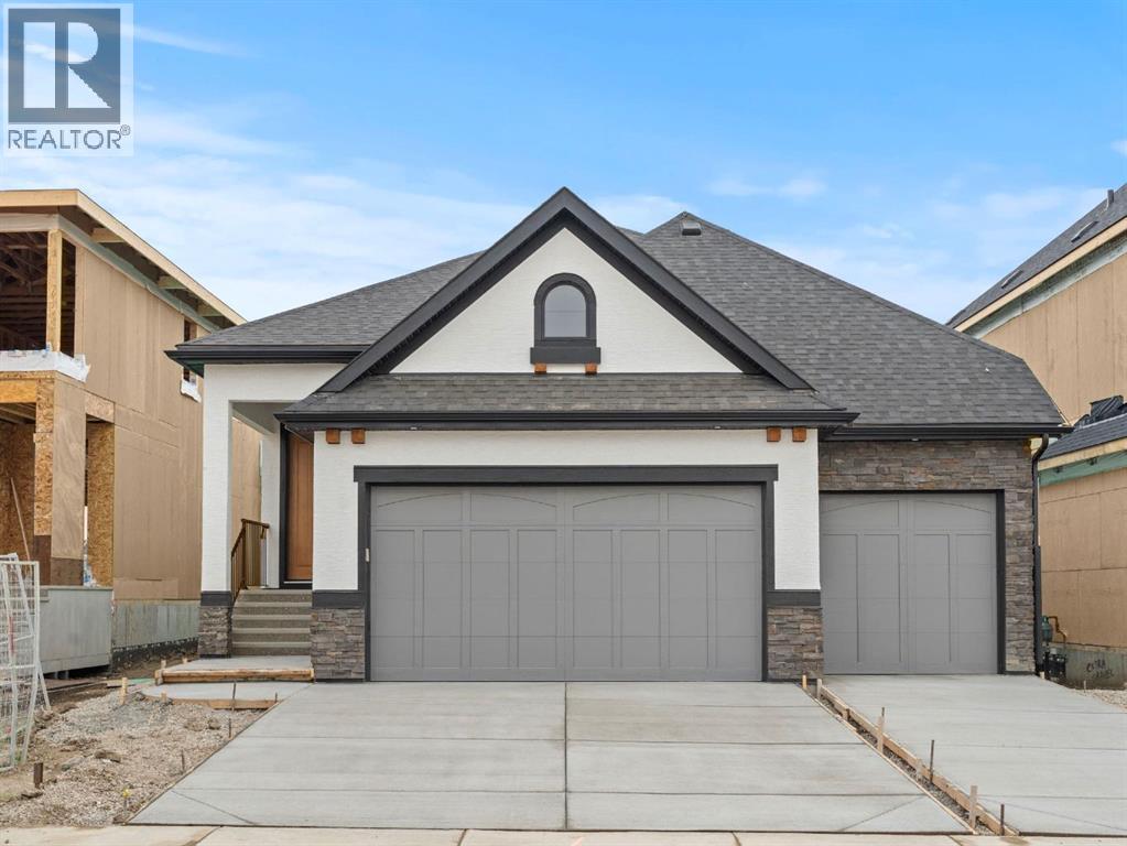 176 Marina Grv SE, Calgary, AB T3M 3S9