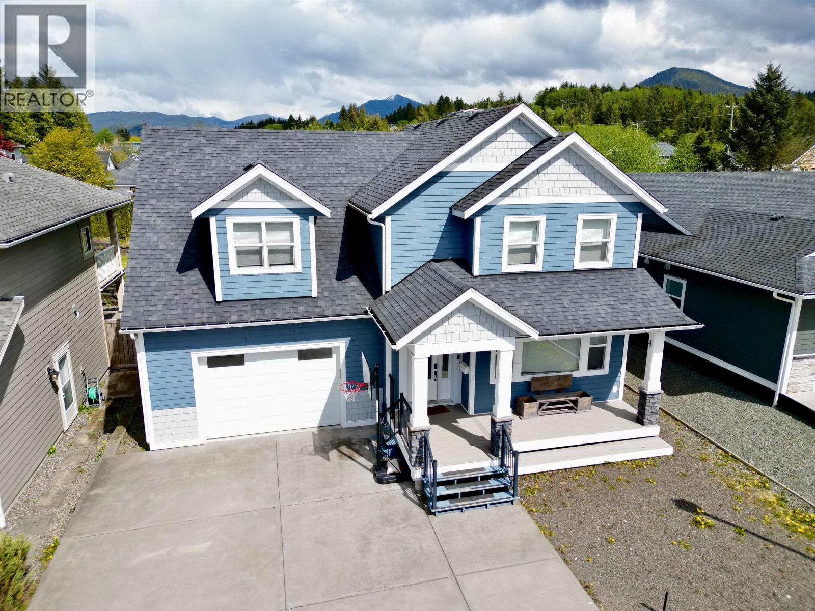 1005 Edward Ave, Prince Rupert, BC V8J 0A3