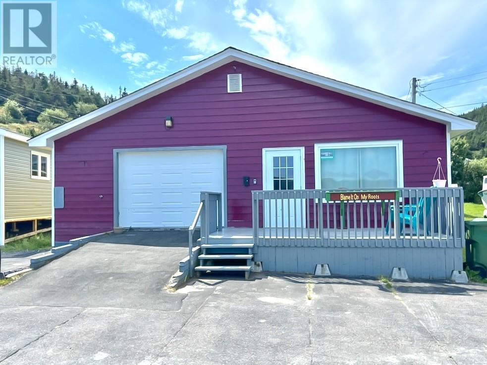 121 Water St, Bay L'argent, NL A0E 1B0