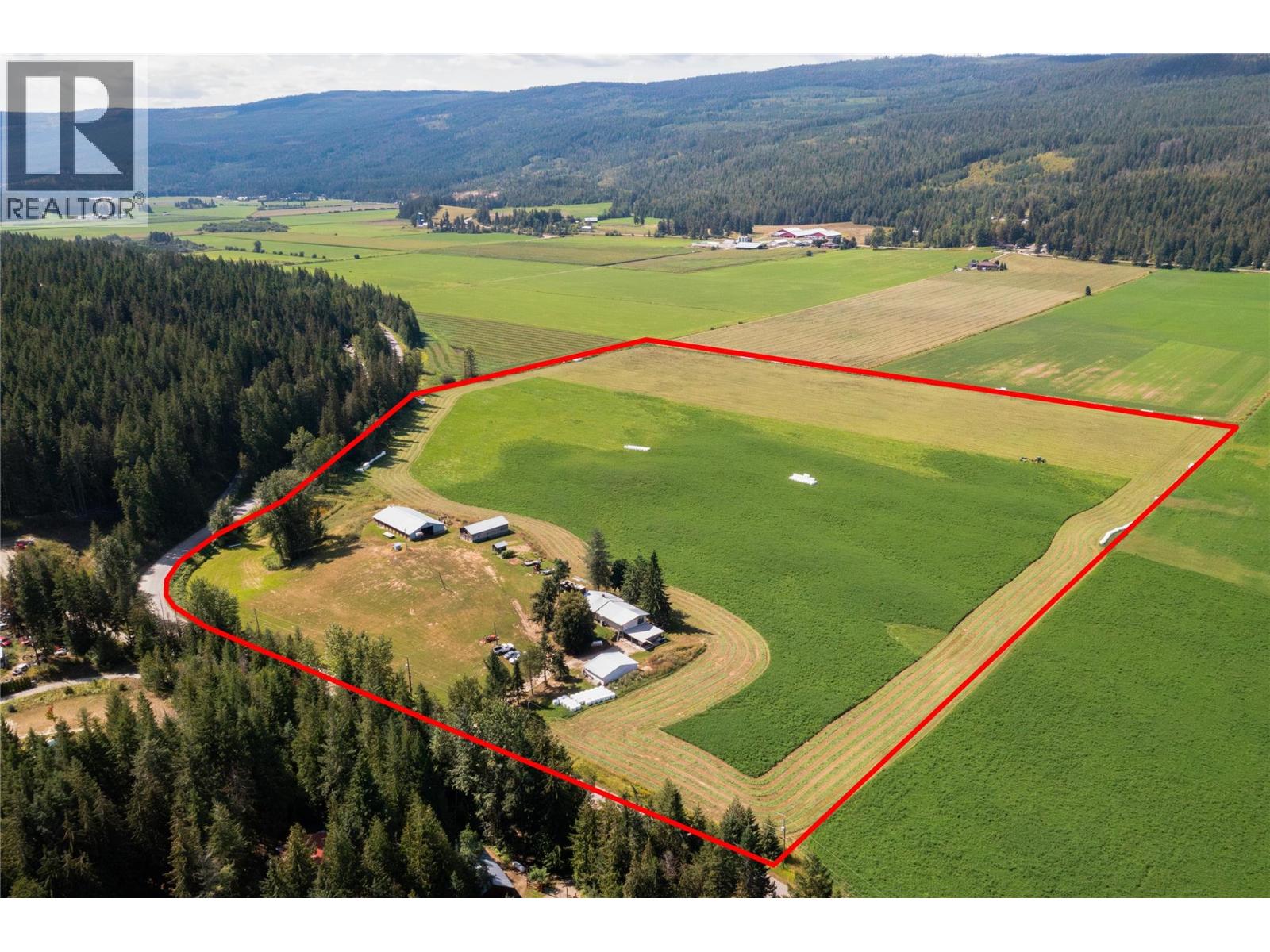414 Mallory Rd, Enderby, BC V4Y 4H9