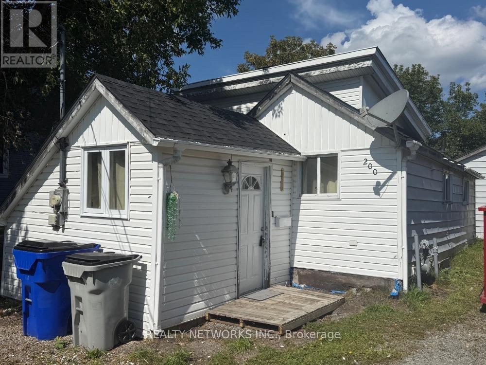200 Hillside Ave, Timmins, ON P4N 4J6