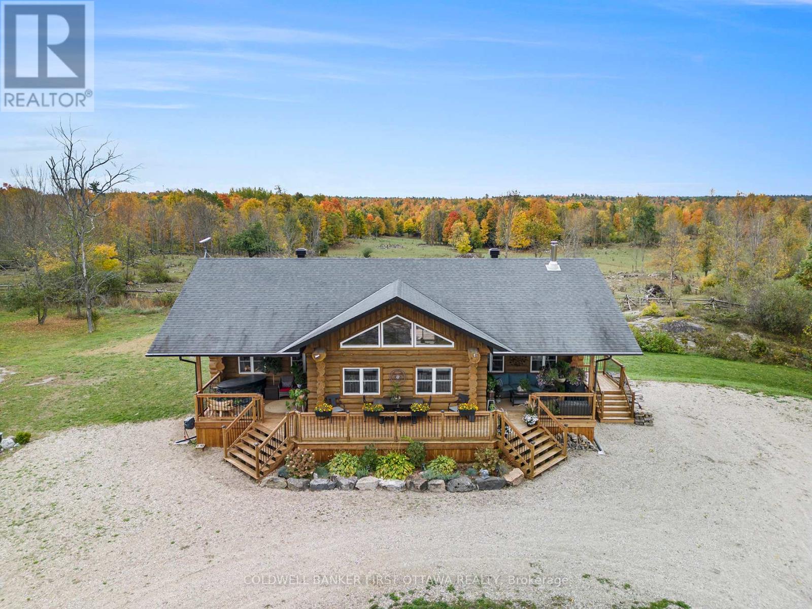 473 Ennis Rd, Tay Valley, ON K0G 1A0
