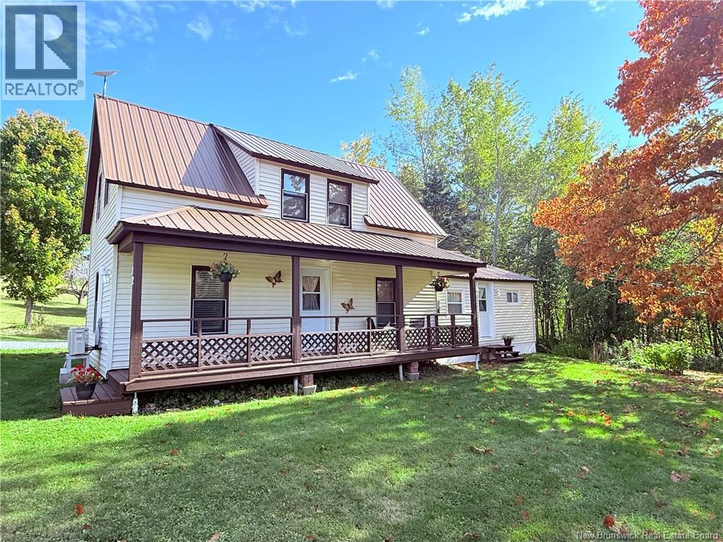 12 Hill St, Canterbury, NB E6H 2H8
