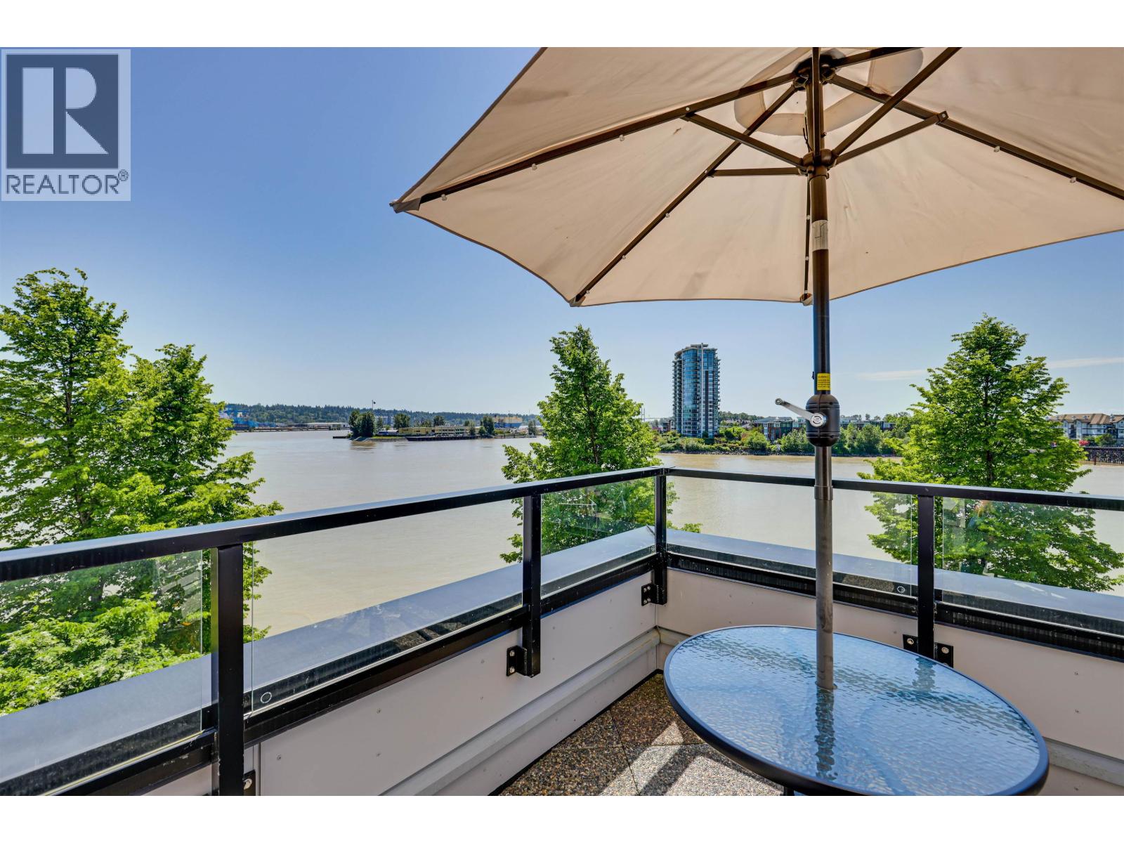 1150 Quayside Drive Unit 420, New Westminster, BC V3M 6E1