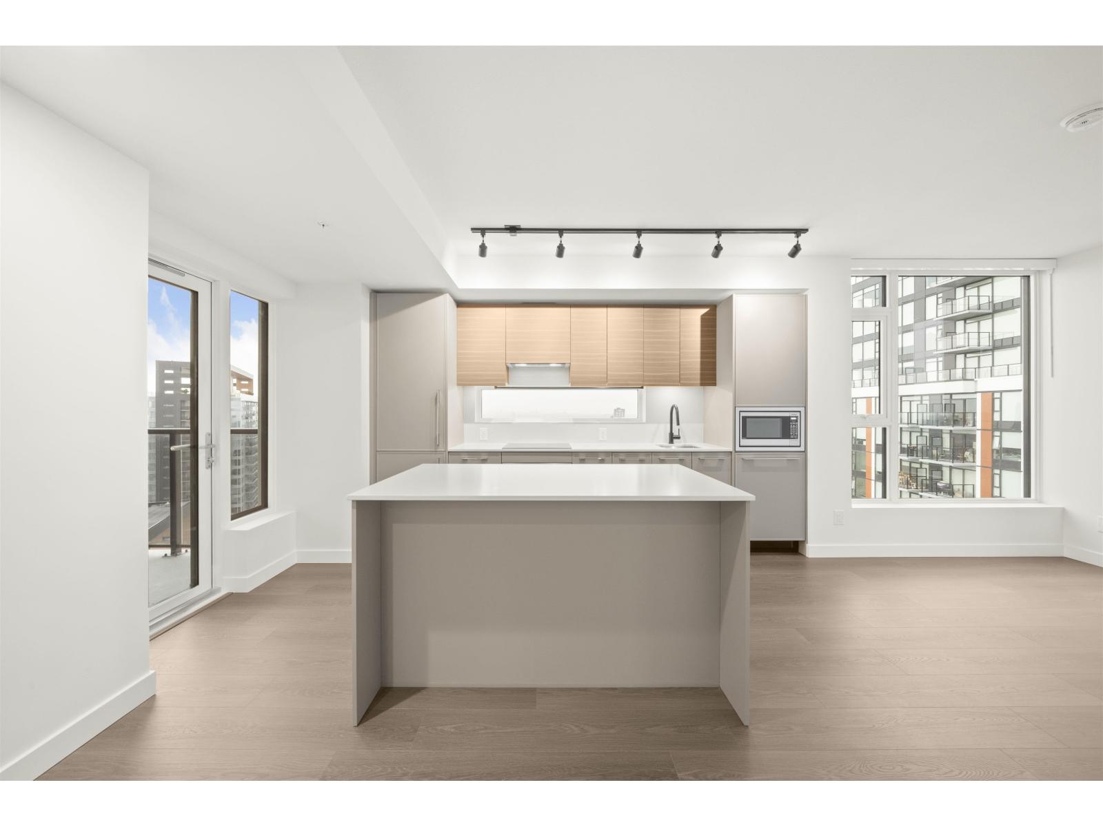 13745 George Junction Unit 3503, Surrey, BC V3T 4Y3