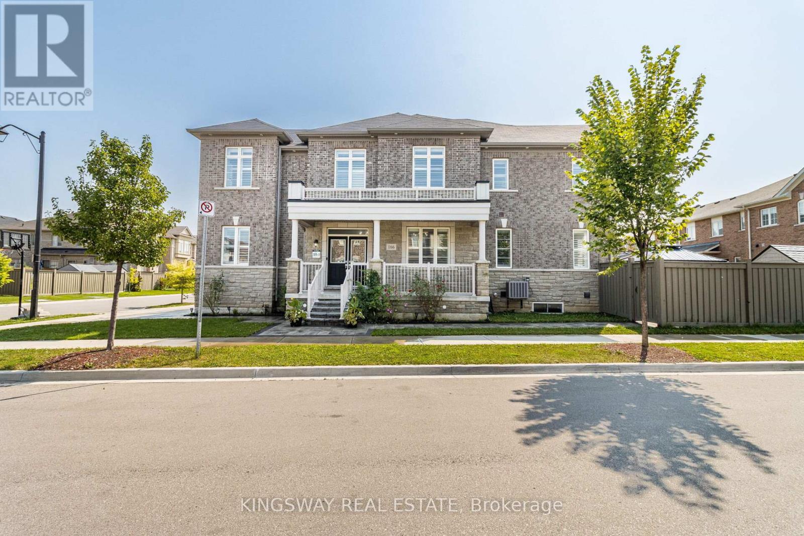 166 Bronson Ter, Milton, ON L9T 7K6