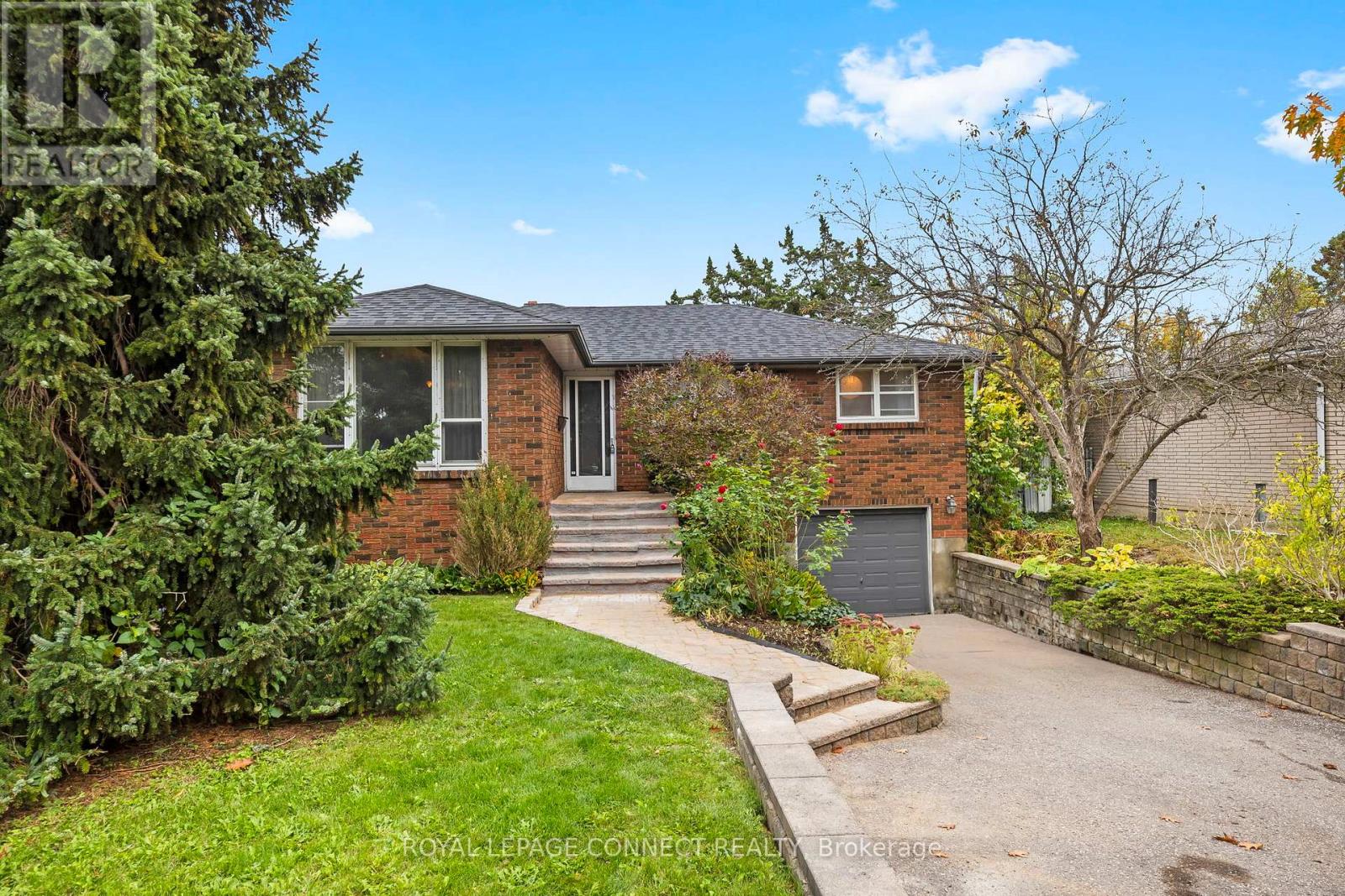 166 Clements Rd E, Ajax, ON L1S 1M1