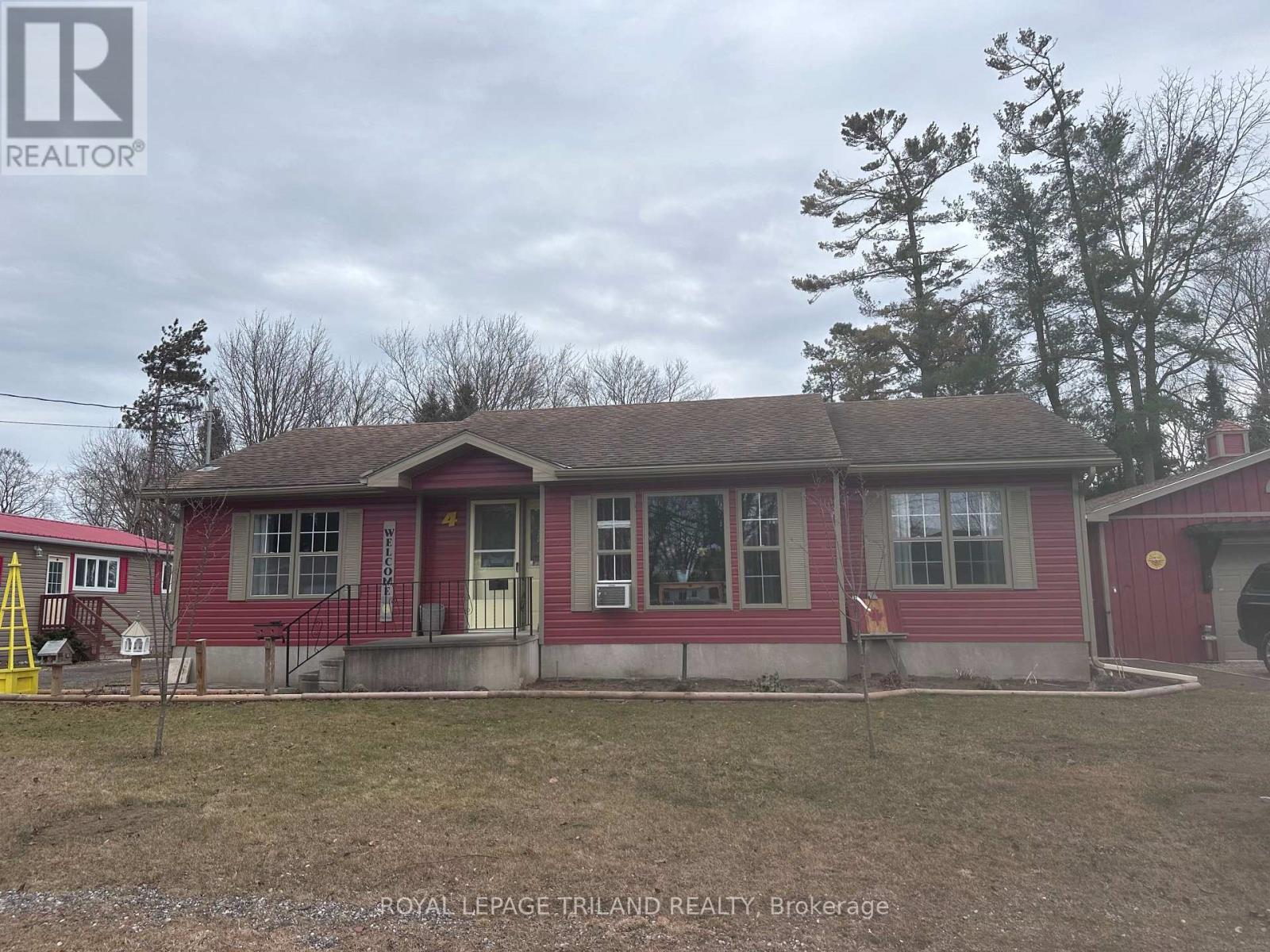 4 Grace Ct, Bayham Port Burwell, ON N0J 1T0