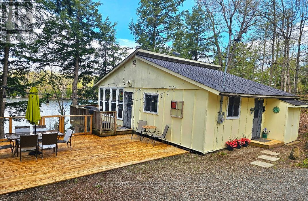 3048 Crozier B Rd W, Tay Valley, ON K0H 2P0
