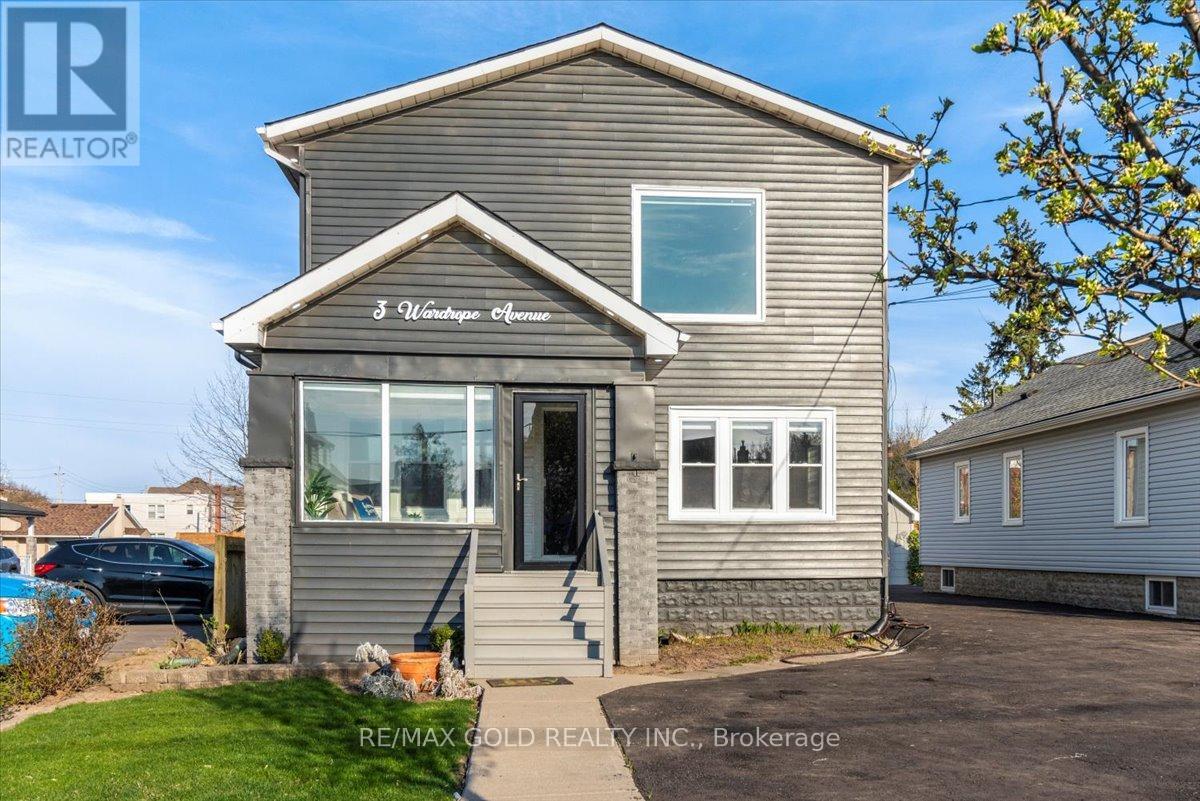 3 Wardrope Ave, Hamilton Stoney Creek, ON L8G 1R9
