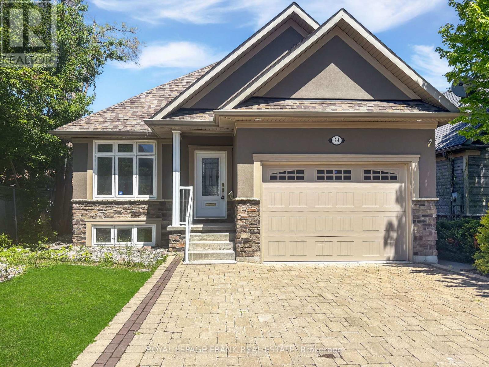 24 Brinton Dr Ward 1 Dr, Peterborough, ON K9J 1X1
