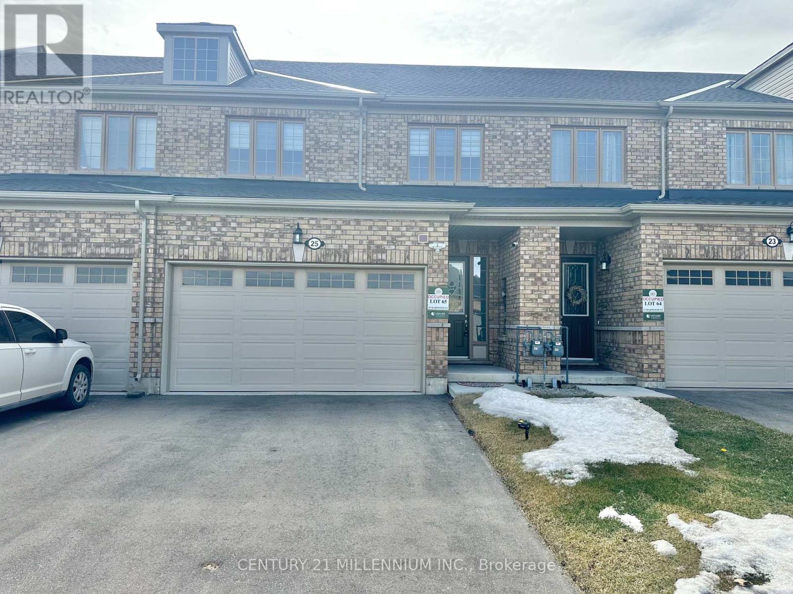 25 Harwood St, Tillsonburg, ON N4G 0J7