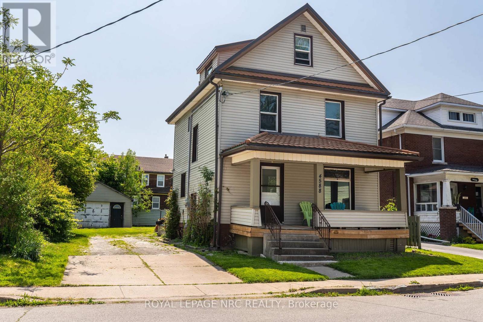 4588 Nelson Cres, Niagara Falls, ON L2E 1E9