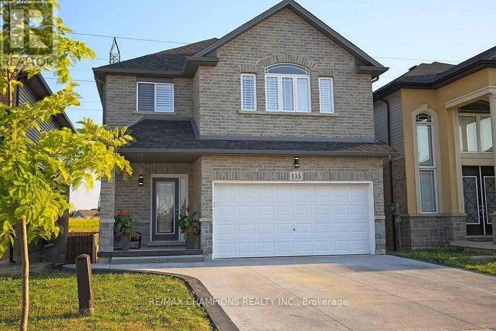 115 Medici Ln, Hamilton, ON L9B 0G8