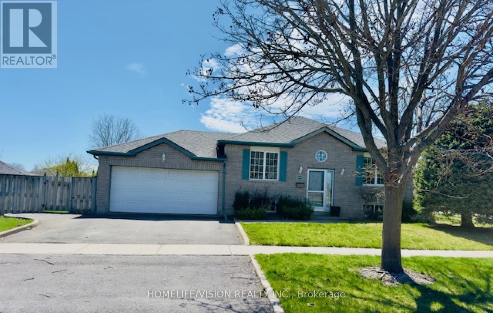 1105 Tillison Ave, Cobourg, ON K9A 5N4