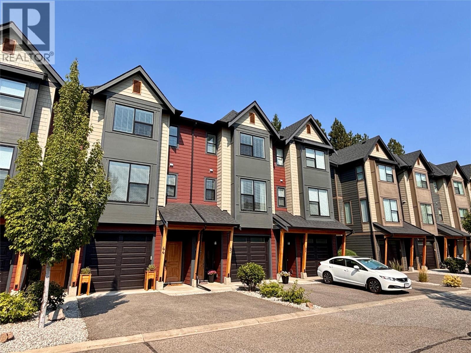 2490 Tuscany Drive Unit 43, West Kelowna, BC V4T 3M4