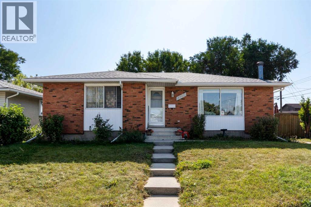 4707 Mardale Rd NE, Calgary, AB T2A 3M6