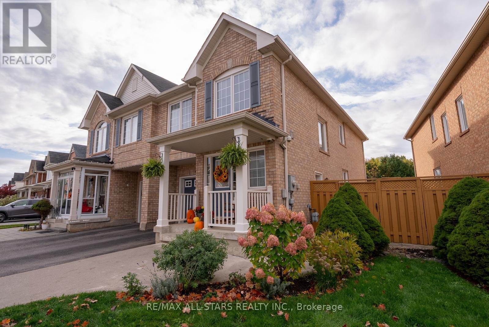 177 Dougherty Cres, Whitchurch-Stouffville, ON L4A 0A6