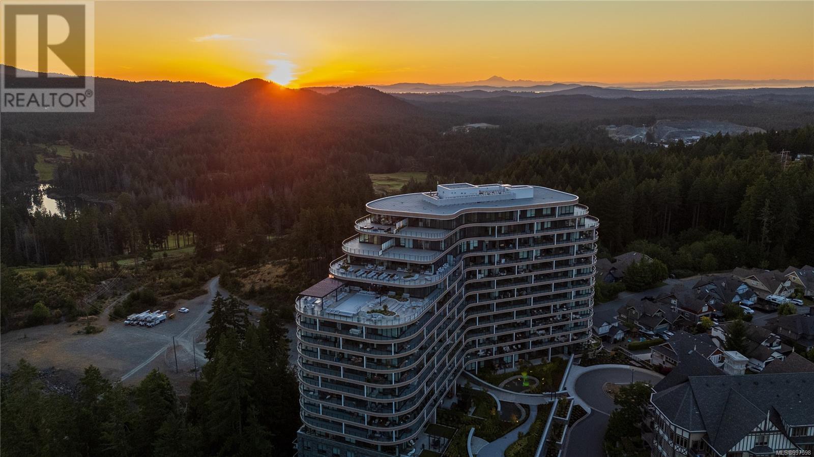 2000 Hannington Rd Unit 1006 Rd, Langford, BC V9B 6R6