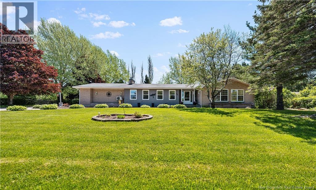 17 Centennial Ave W, Rexton, NB E4W 1X4