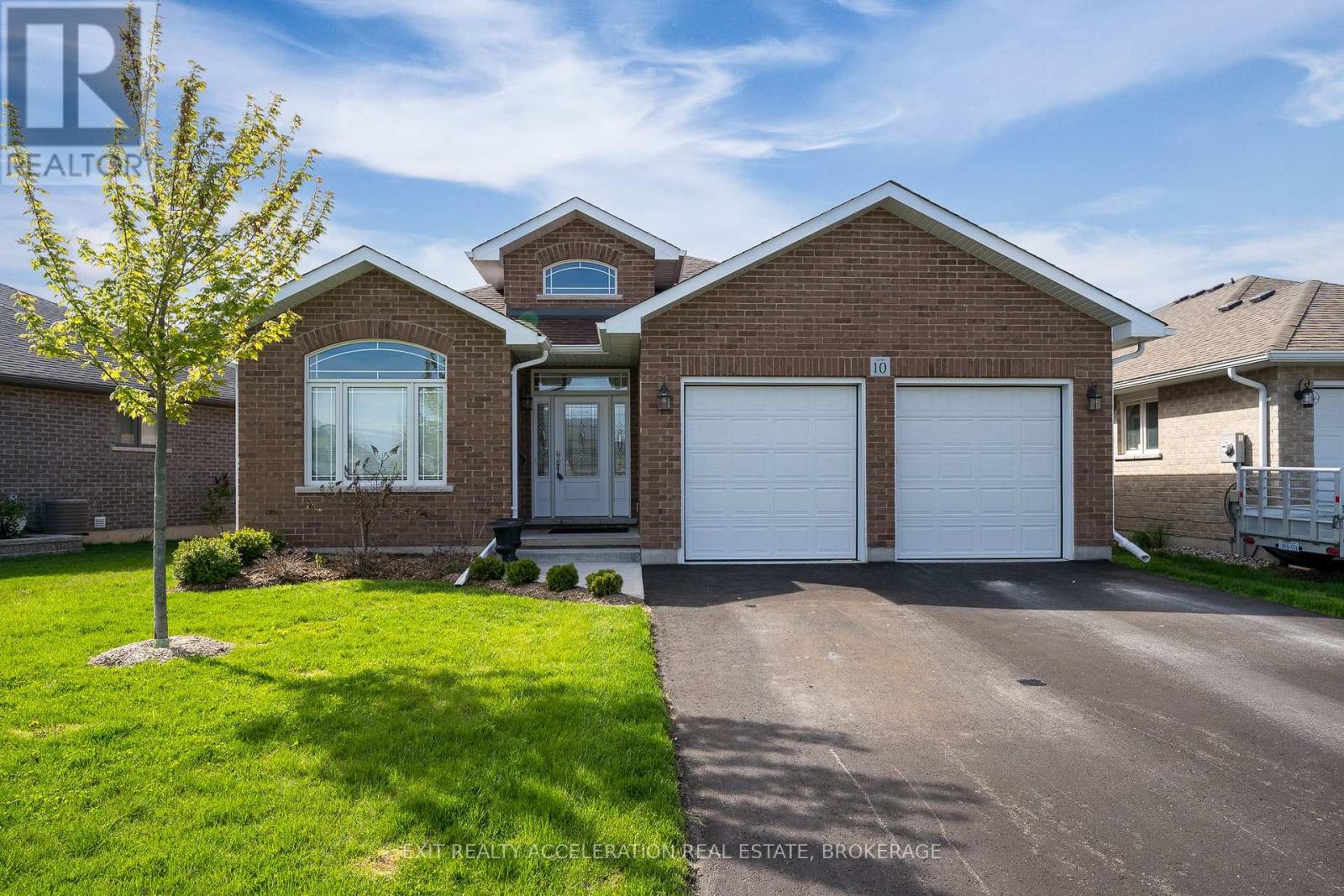10 Briarwood Cres, Greater Napanee, ON K7R 3A1