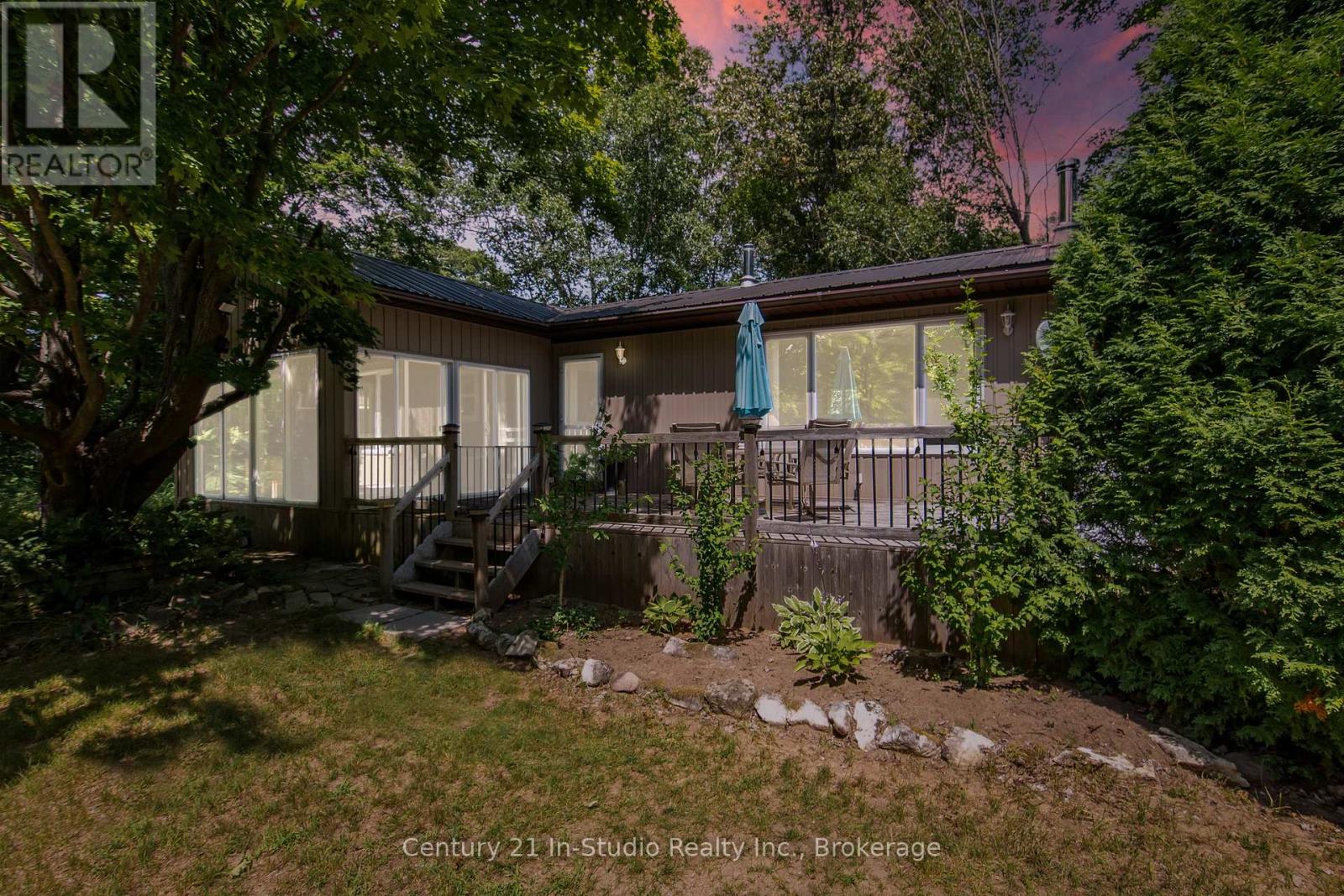 51 Cardinal Ave, South Bruce Peninsula, ON N0H 2T0