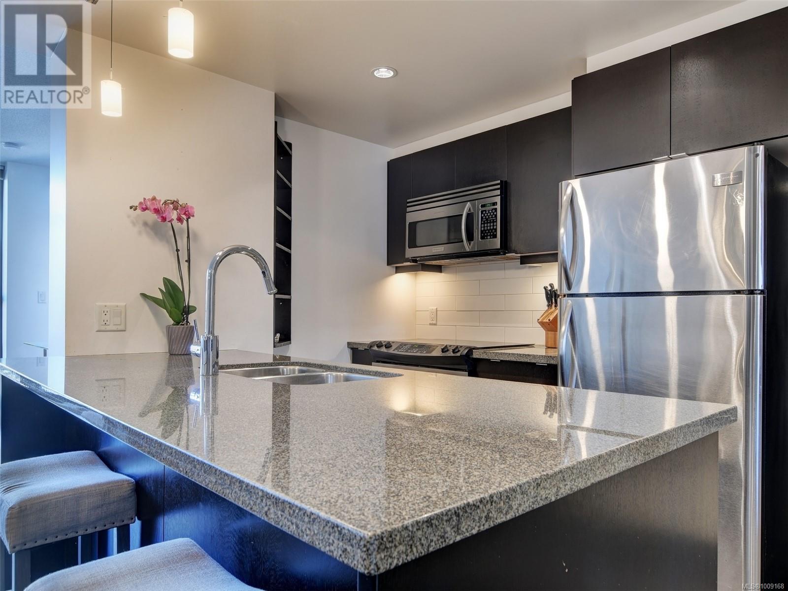 760 Johnson St Unit 212 St, Victoria, BC V8W 0A4
