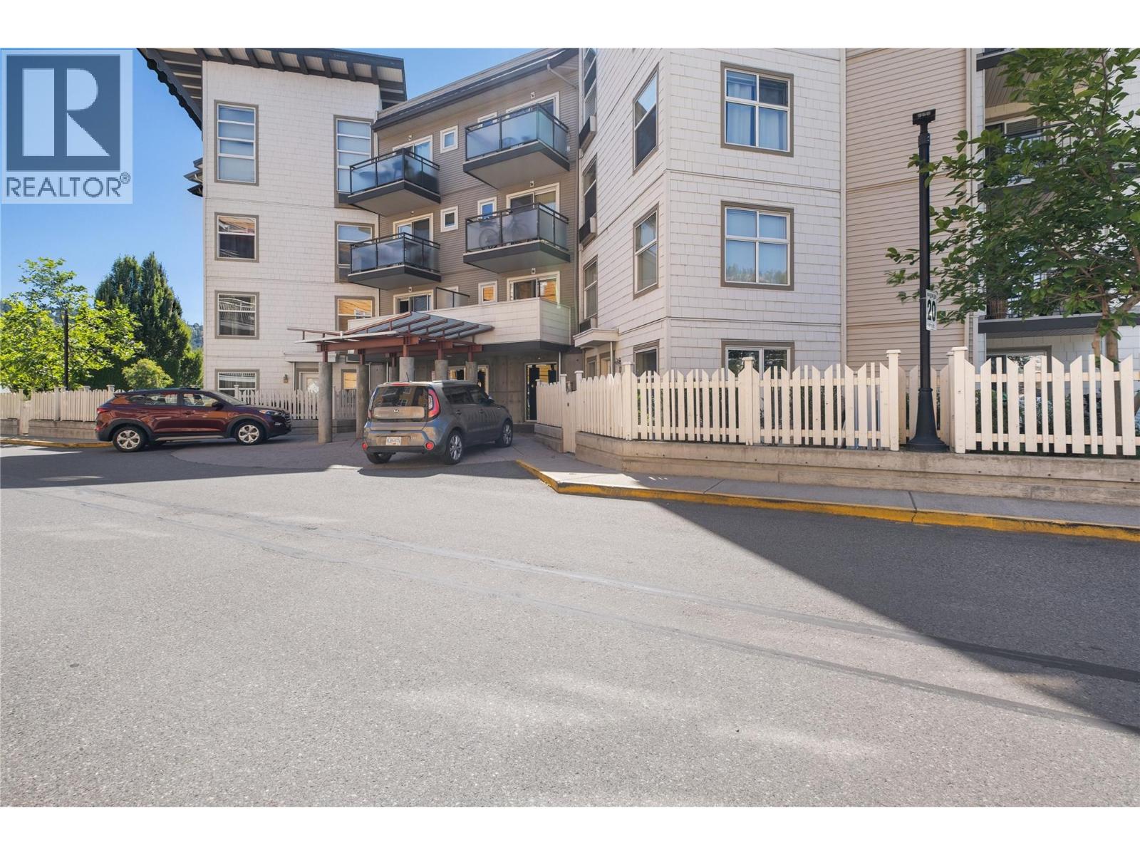 567 Yates Road Unit 210, Kelowna, BC V1V 2V4