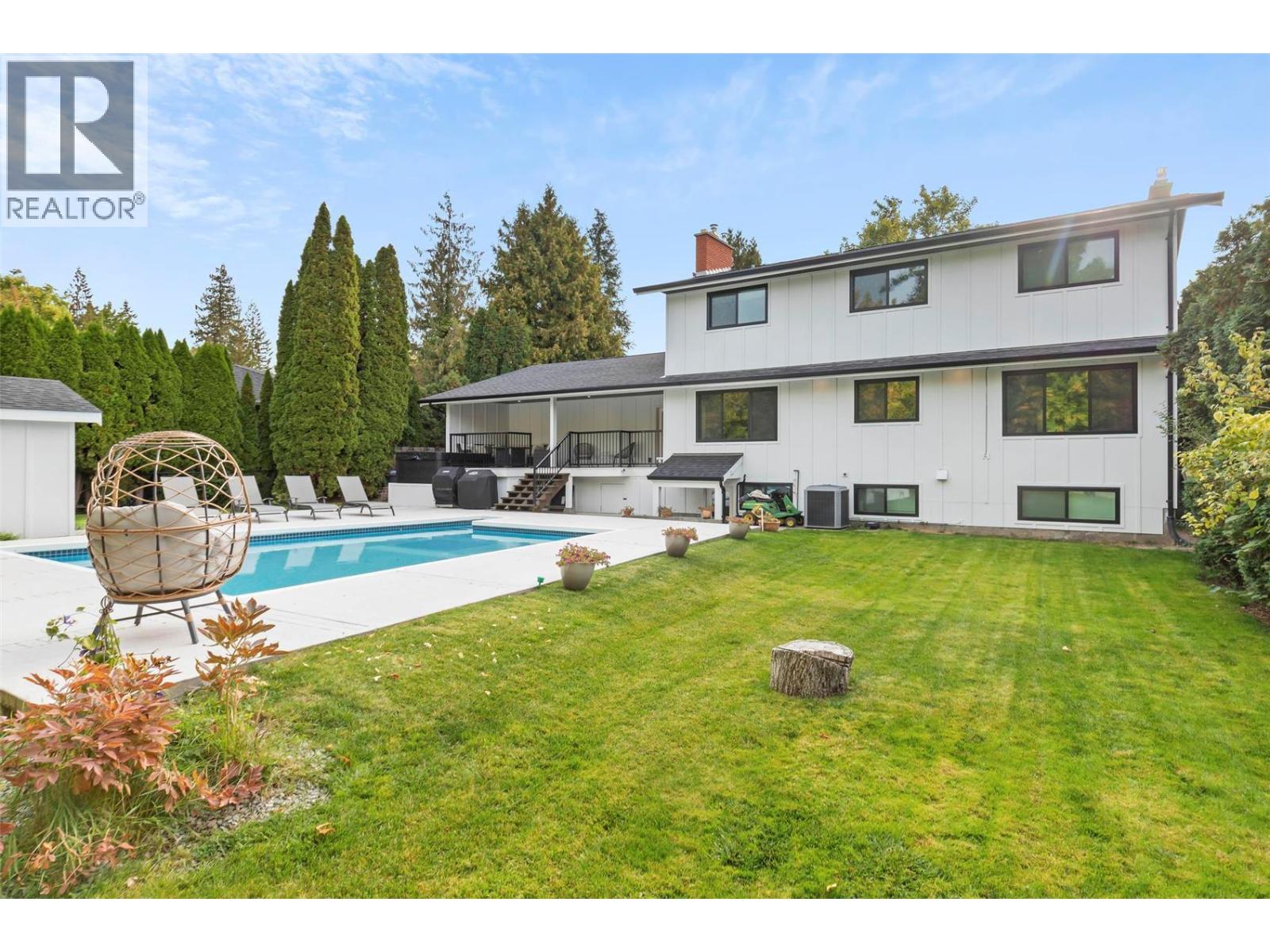 4540 Lakeshore Rd, Kelowna, BC V1W 1X2