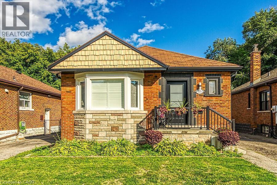 515 Upper James St, Hamilton, ON L9C 2X9