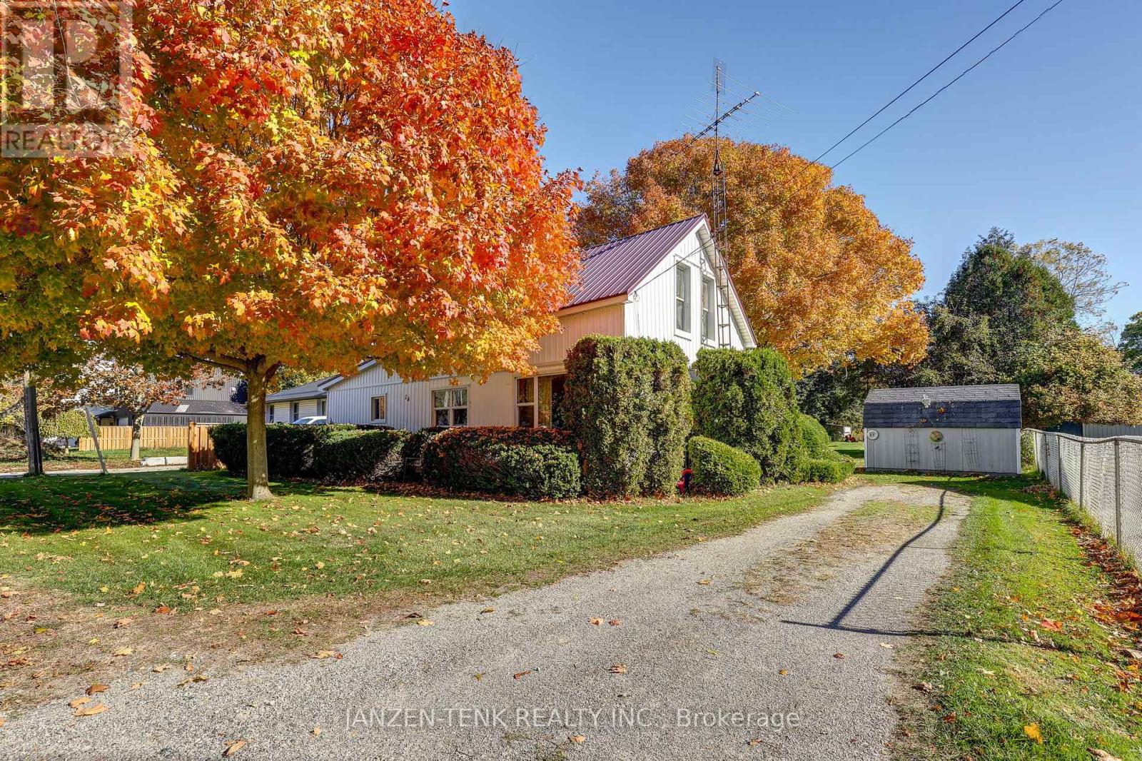 24 Chatham St, Bayham, ON N0J 1T0